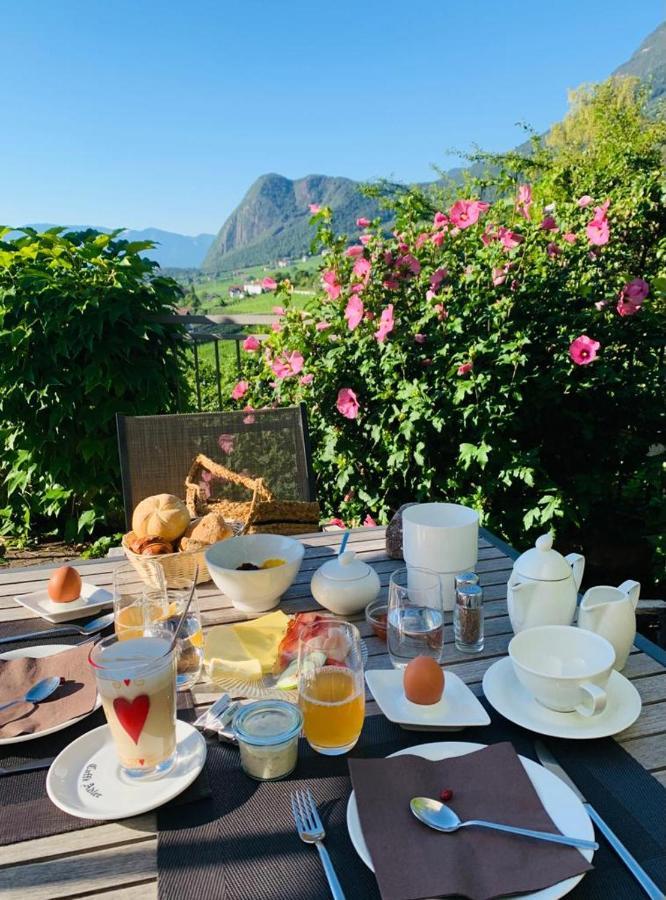Kreuzstein Bed&Breakfast Appiano Sulla Strada Del Vino Kültér fotó